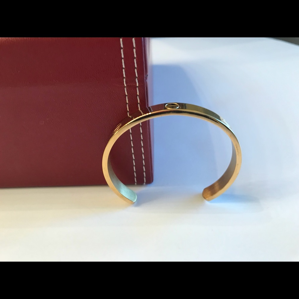 Golden bangle brandnew - Picture 4 of 5